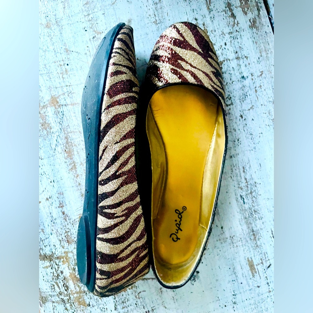 Qupid Sparkly Animal Print Flats Unknown Size